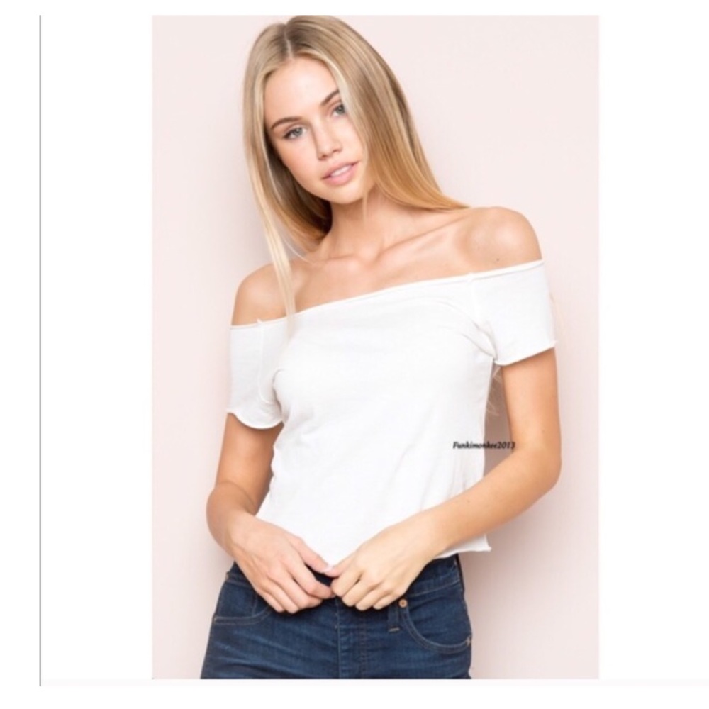 White brandy Melville off the shoulder top